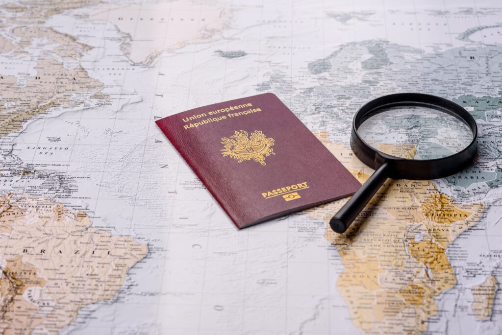 Cómo resolver trámites de extranjería sin salir de casa